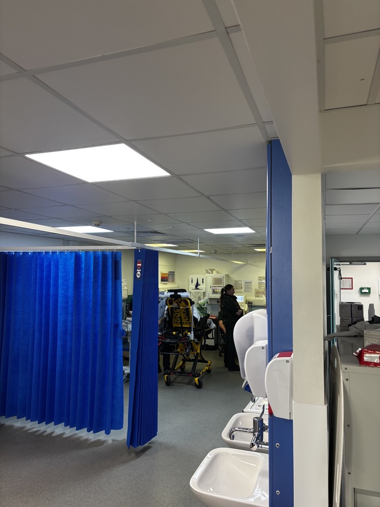 unit area of 16 beds